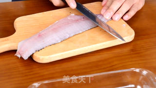 火辣辣的水煮鱼的做法步骤：2