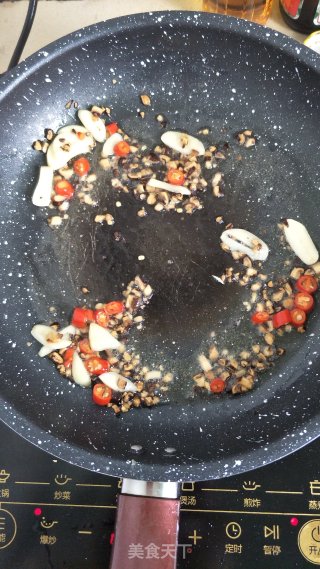 香菇红烧土豆丝的做法步骤：3