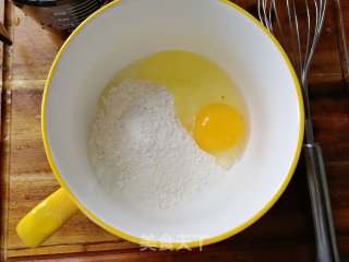 早餐鸡蛋饼的做法步骤：2
