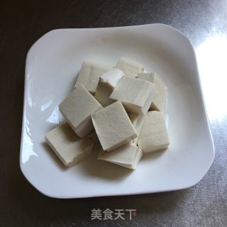 菌菇豆腐丸子汤的做法步骤：2