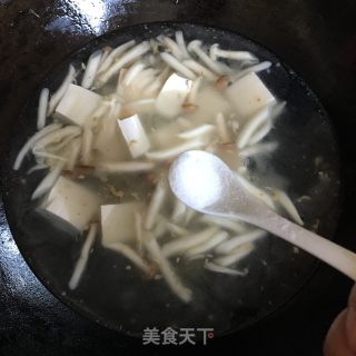 菌菇豆腐丸子汤的做法步骤：9