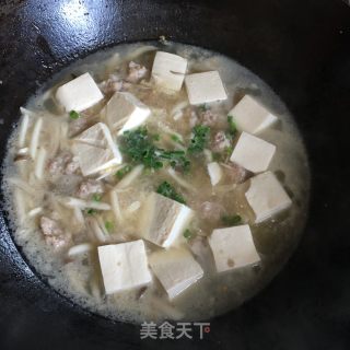 菌菇豆腐丸子汤的做法步骤：12