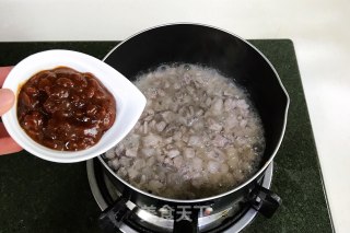 炸酱面的做法步骤：3