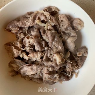 酸汤肥牛的做法步骤：6