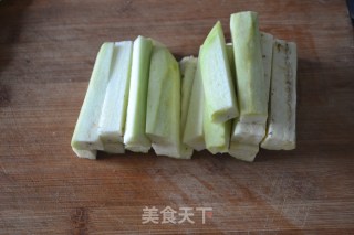 小满美食——手撕茄子的做法步骤：2