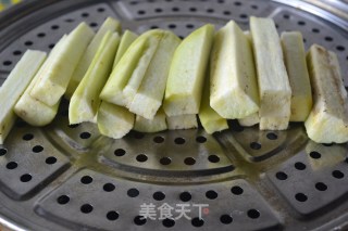 小满美食——手撕茄子的做法步骤：3