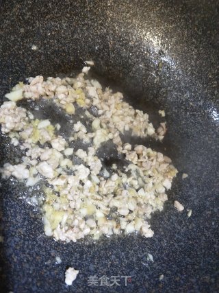 鲜虾爆炒扁豆的做法步骤：5