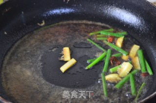 红烧鲳鱼的做法步骤：4