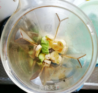 牛油果三明治的做法步骤：4