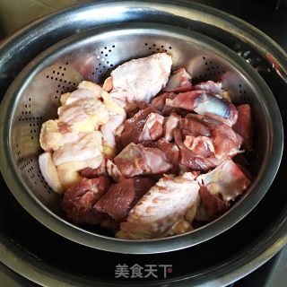 啤酒鸭的做法步骤：1