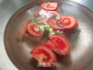 西红柿牛肉丸子汤的做法步骤：4