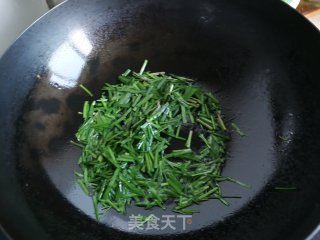 韭香蚕豆的做法步骤：4
