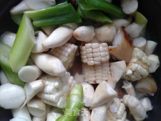 砂锅蹄花汤的做法步骤：6