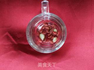 萃杞茶的制作方法的做法步骤：2