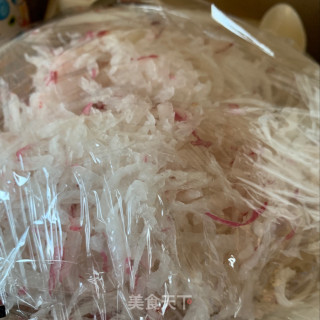 酸辣萝卜丝的做法步骤：1