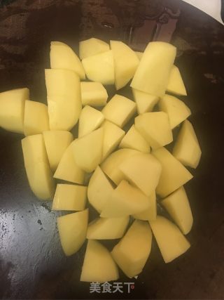 土豆焖牛腩的做法步骤：10