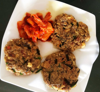 脆香杂蔬牛肉饼的做法步骤：5