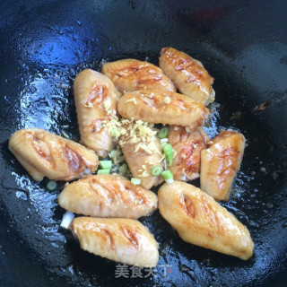 酱香鸡翅的做法步骤：5