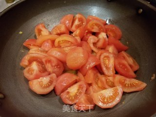 金针菇鸡蛋炒番茄的做法步骤：4