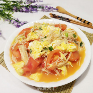 金针菇鸡蛋炒番茄的做法步骤：8