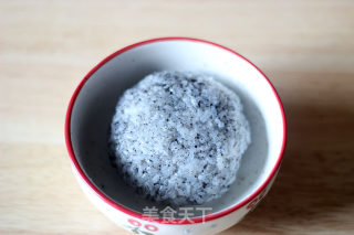 龙猫三文鱼芝士饭团---寻找童年的幻想的做法步骤：4
