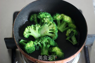 龙猫三文鱼芝士饭团---寻找童年的幻想的做法步骤：14