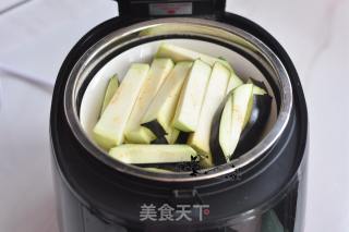 油淋蒜香茄子的做法步骤：3