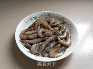 油焖虾的做法步骤：2