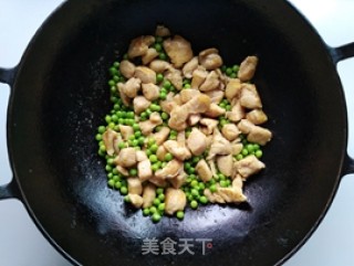 甜豆炒鸡丁的做法步骤：10