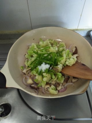 元葱炒有机菜花的做法步骤：9