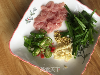 炒地皮菜的做法步骤：3