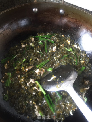 炒地皮菜的做法步骤：8