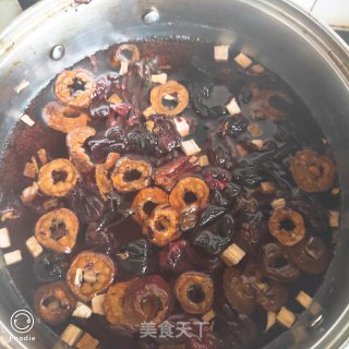 夏天消暑必备饮料～酸甜开胃酸梅汤的做法步骤：2