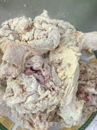 炸鸡腿的做法步骤：4