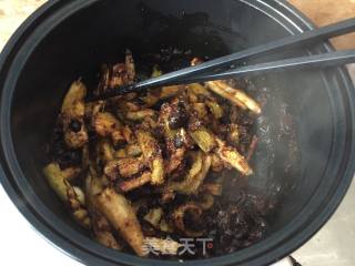 豆豉鲮鱼烧茄条的做法步骤：5