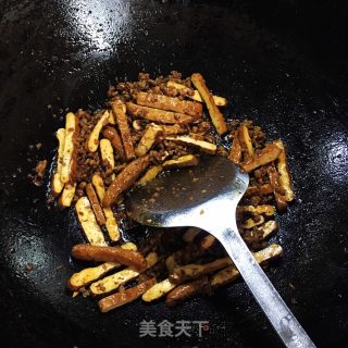 肉末韭菜炒香干的做法步骤：6