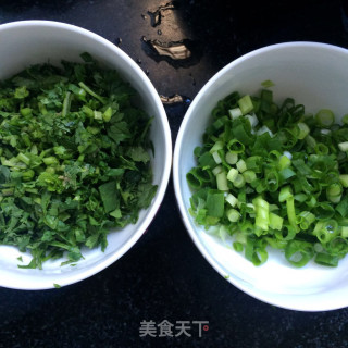 家常红油抄手的做法步骤：7