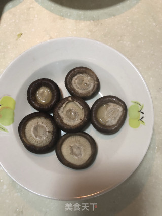 香菇杂蔬杯的做法步骤：2
