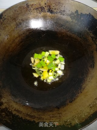 腊肉炒洋白菜的做法步骤：4