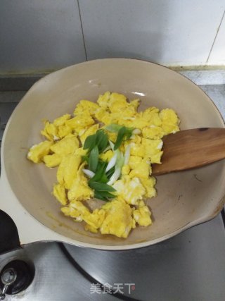 丝瓜炒鸡蛋的做法步骤：7
