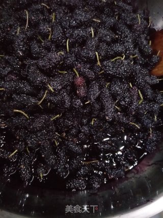 桑葚果酱的做法步骤：3