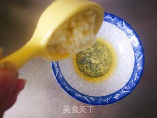 酥脆可口的蒜香土司条的做法步骤：3
