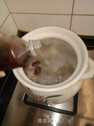 当归黄芪鸡腿汤的做法步骤：5