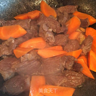 蕃茄胡萝卜红烧牛腩的做法步骤：8