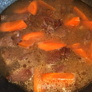 蕃茄胡萝卜红烧牛腩的做法步骤：9
