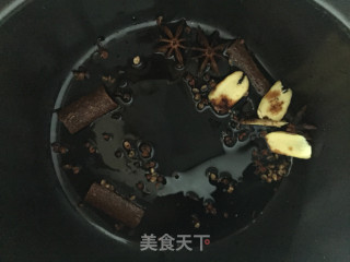 卤牛肉的做法步骤：3