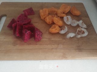 水果酸奶沙拉的做法步骤：2