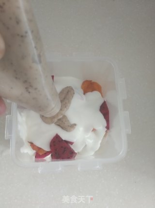 水果酸奶沙拉的做法步骤：4