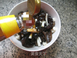 凉拌海鲜菇黑木耳的做法步骤：8