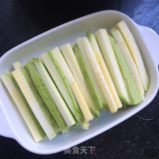 浇汁葫芦条的做法步骤：2